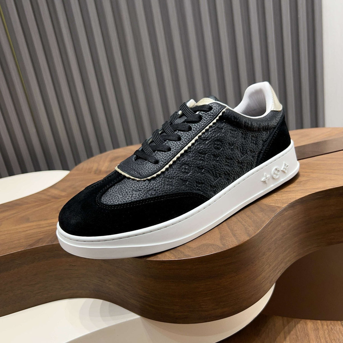 Louis Vuitton Embossed Low-Top Sneakers - Contrast Stitching