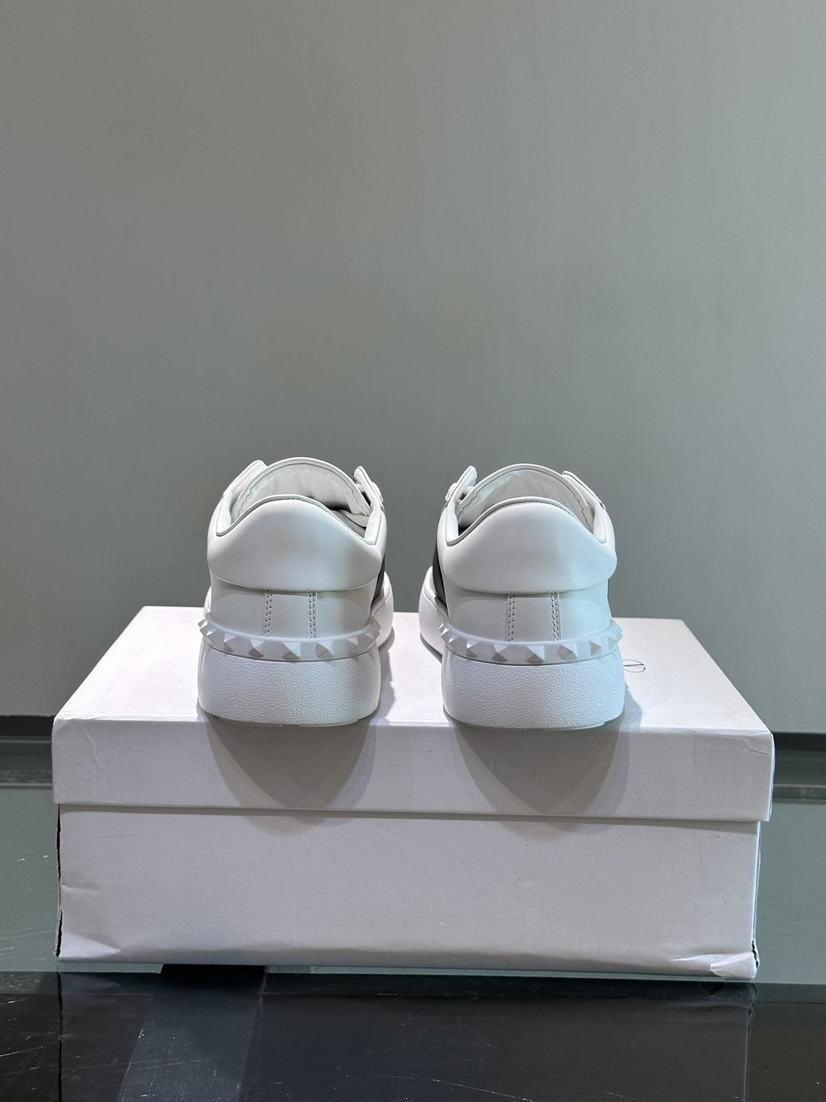 Valentino White Black Strap Low-Top Sneakers